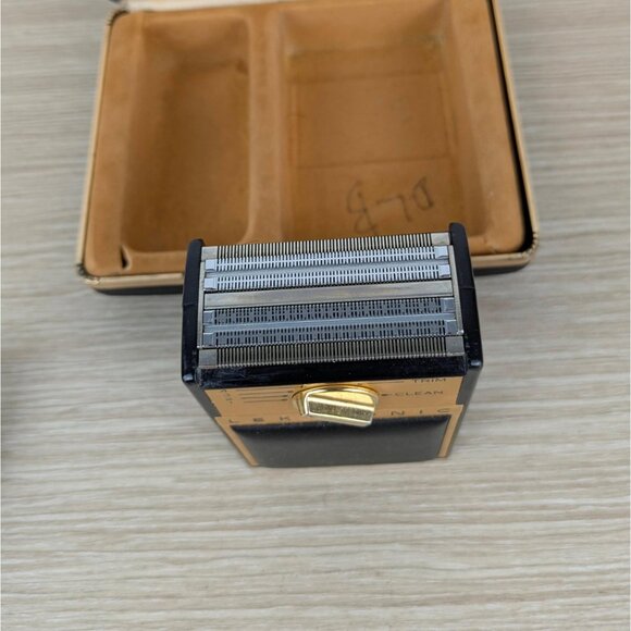 Vintage Remington Lektronic 201 Electric Shaver – Made in France - Picture 4 of 8